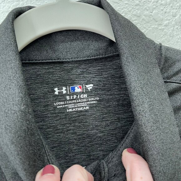 Under Armour Heat Gear Loose Fit Colorado Rockies MLB Polo Shirt Mens size Small - Picture 2 of 5